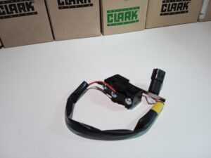 BRAKE SWITCH / MICRO LEVA FRENO A MANO (GTS30D , GTS25L, C75L, C15CL, C25CG, C25CL, C15D, C18L, C25D, C30G, C25L, VL30C, VL50C) 